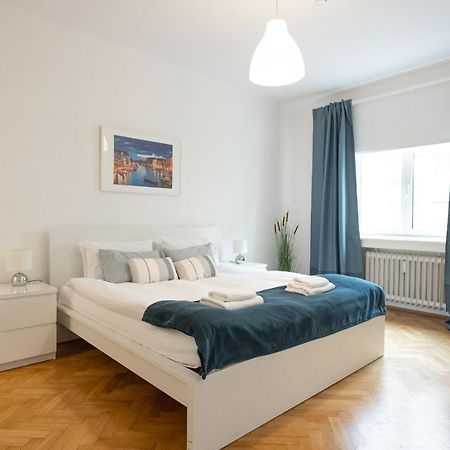 City Center Operastreet Apartment "Italy" Відень Екстер'єр фото